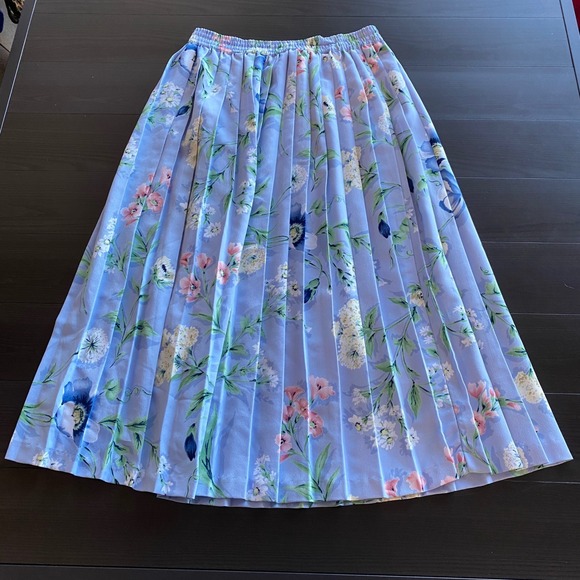 Alfred Dunner Dresses & Skirts - Vintage Skirt 8 Petite 90s Floral Pleated Midi Cottagcore Coquette soft feminine